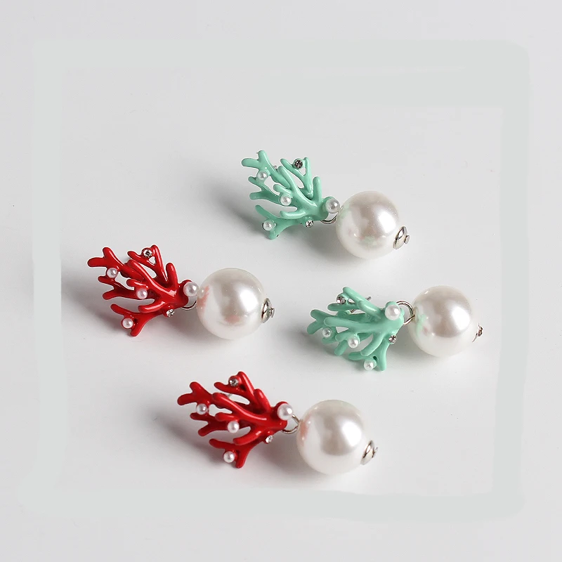 WHOMEWHO, красные коралловые оленьи рога, белые серьги-гвоздики с искусственным жемчугом, рождественские серьги, модный Рождественский подарок, ювелирные изделия для праздника, вечеринки, аксессуары для ушей
