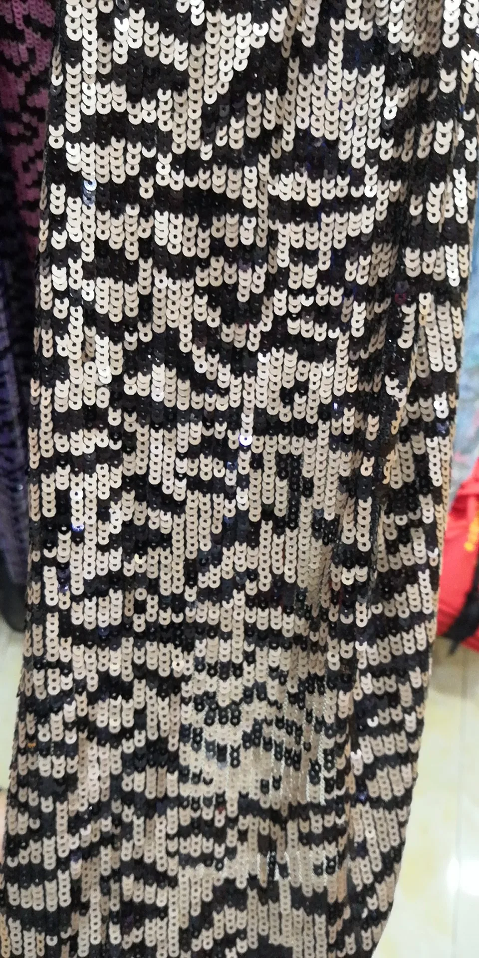 leopard-sequined-fabric (16)