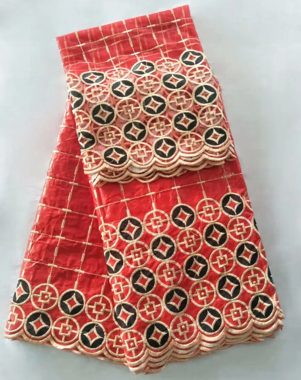 

Embroidery Bazin Riche Fashionable African Material Wholesale And Retail African Lace bazin riche getzner 2018 !