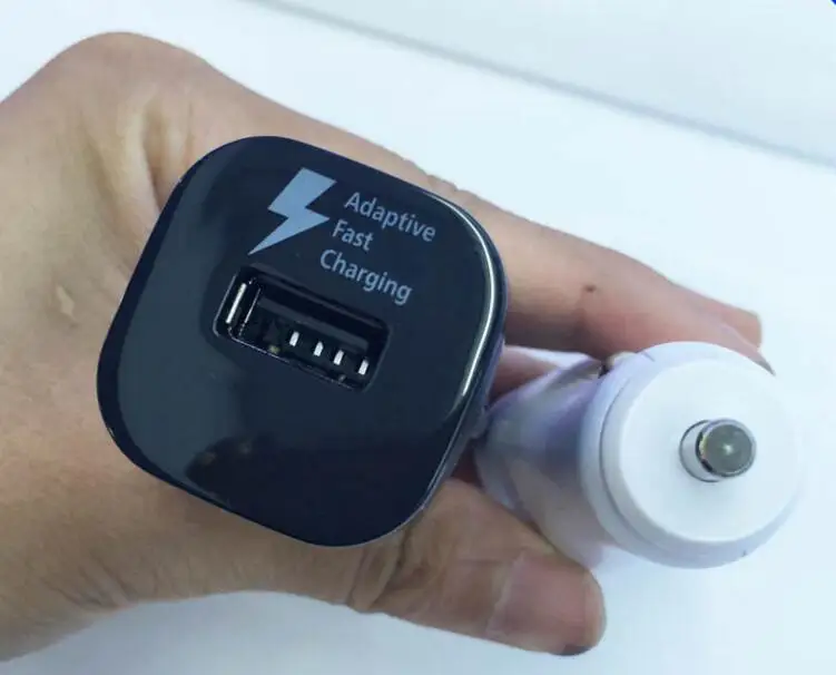 

500pcs/lot DHL Original quality 15w 9V-1.67A or 5V-2A USB Fast Car Charger Adapter For S6 S7 S8 Edge Note 5 100% Fast Charging