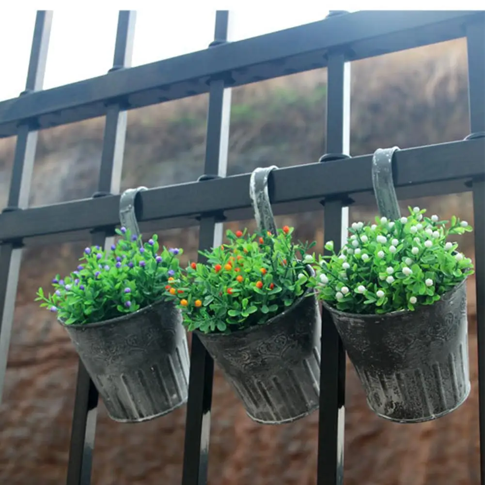 

Wood Metal Handicraft Pot Decorative Garden Fence Hanging Pot Iron Vintage Tin Flower Bucket Innovative Plant Planter