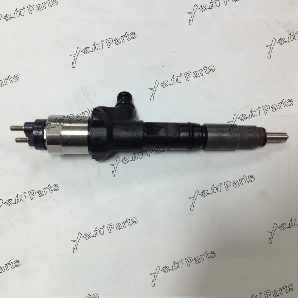 V3800 Fuel Injectors 1J500 53051 For Kubota Diesel on