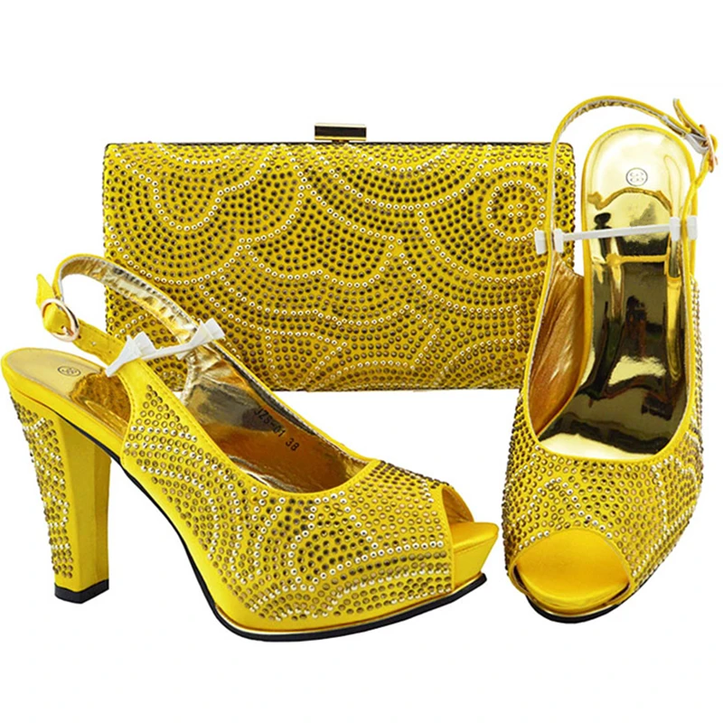 roayl Conjuntos Alta La fuchsia Para Sandalias Partido Negro amarillo Zapatos De Calidad Con Blue Bolsos Mujeres Italianos Y El A Bolsa púrpura Lujo Juego wTqPfBnq