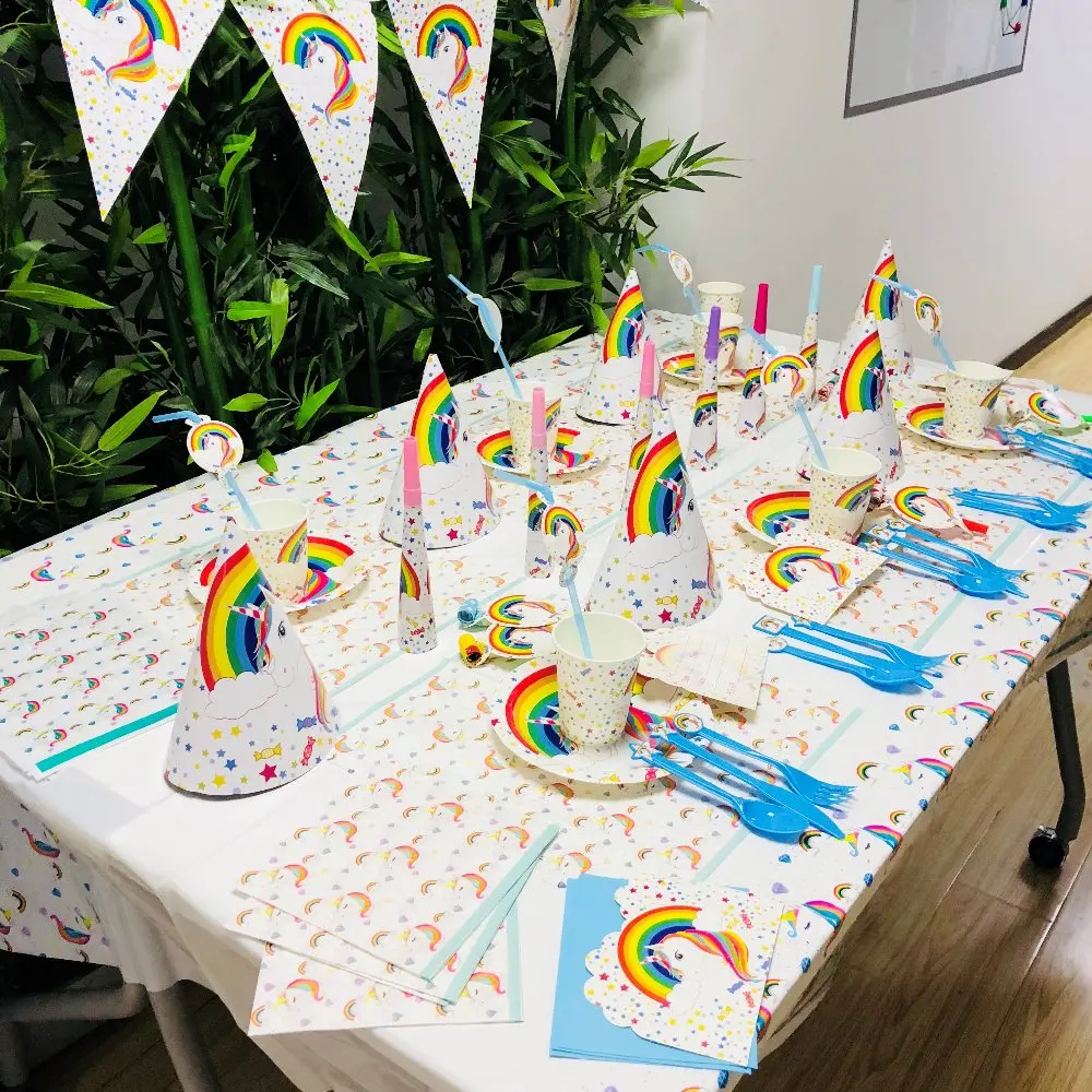 Цвет набор Детей Тема Birthday Party Decoration соломка Тарелка Кубок Скатерть Flag Нож Вилка