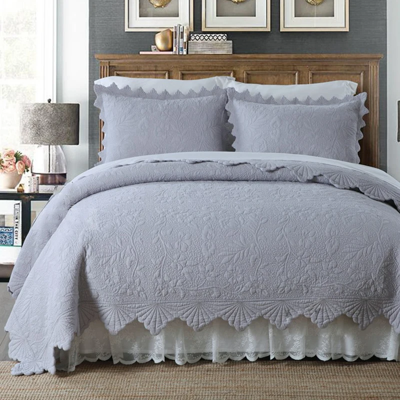 Chic Embroidery 3pcs Cotton Quilted Bedspread Reversible Quilt