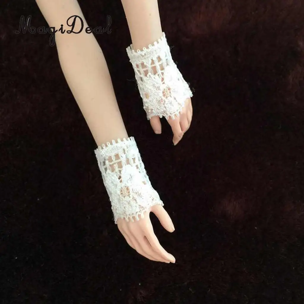 MagiDeal 2Pcs 1/6 Scale Female Wrist Guard Bracer Cuff for 12 Inch Action Figures Dolls Collectible DIY Accessories