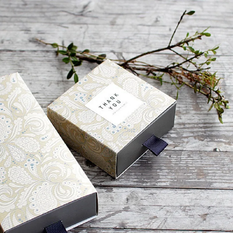 

Creative folding drawer style Fashion gift box Candy box Bow tie festival Small gift bag custom made wholesale 20pcs/set