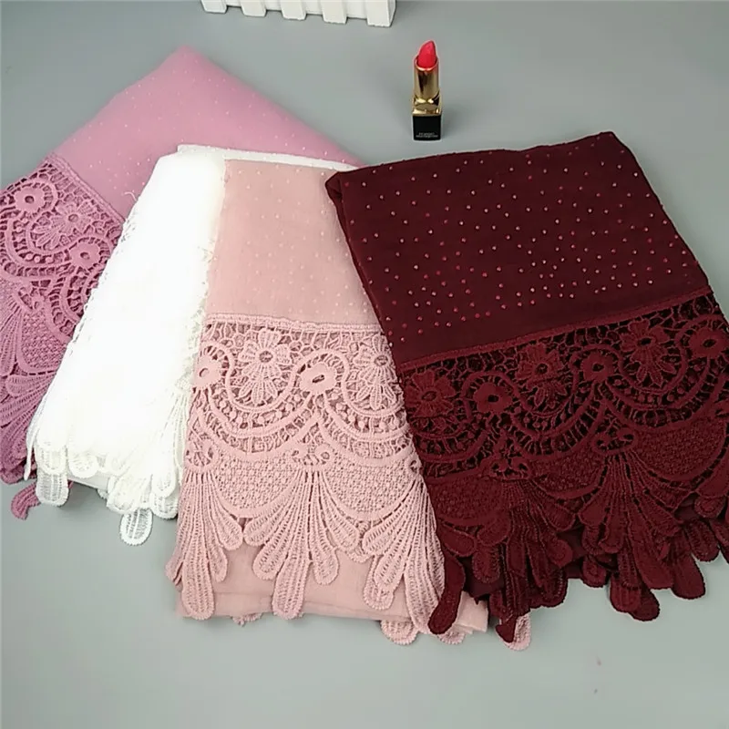 2019 Plain Lace Floral Diamond Cotton Viscose Scarf Ladies Laser Cut Wraps and Shawls Pashmina Stole Muslim Hijab Snood 180*90Cm