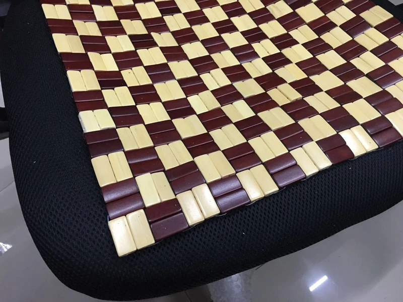 Checkered Summer Bamboo Seat Cushion BienBamboo