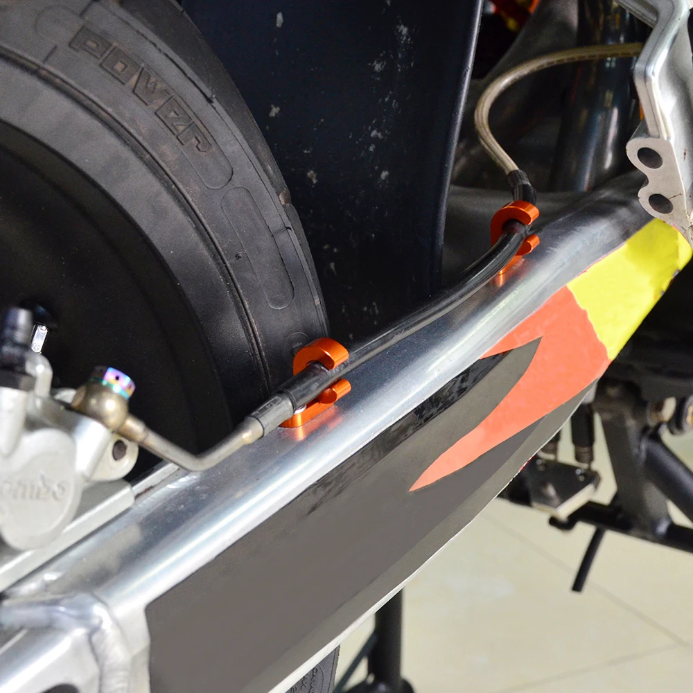 H2CNC Rear Brake Line Cable Clamp Holder Hose Mount For KTM 640 ADV R Duke II Enduro LC4 Adventure R /Dual /Supermoto Dirt Bikes