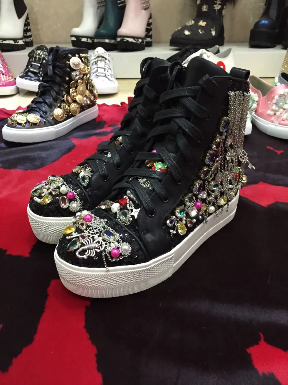 

Women Shoes Casual Fashion 2016 Geniune Leather Rhinestone Chain Rivet Hip-hop High Top Ankle Boots  Party Club Autumn Boots