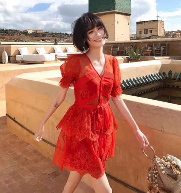

2019 Summer Vintage Lace Dress Sexy V-neck Transparent Mesh Grid Mini Dresses Short Sleeve Slim Fit Party Dress Red