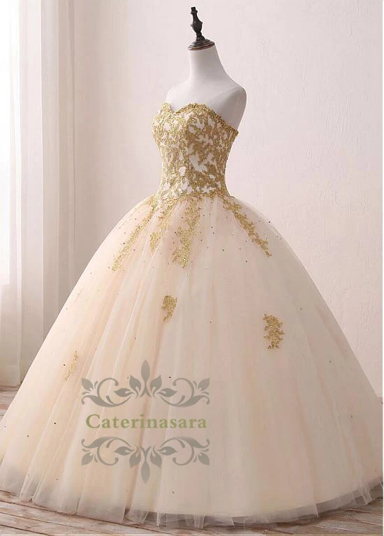 

Strapless and Sweetheart Neckline Ball Gown Wedding Dresses Gold Lace Appliques Puffy Skirt Bride Gowns Floor Length