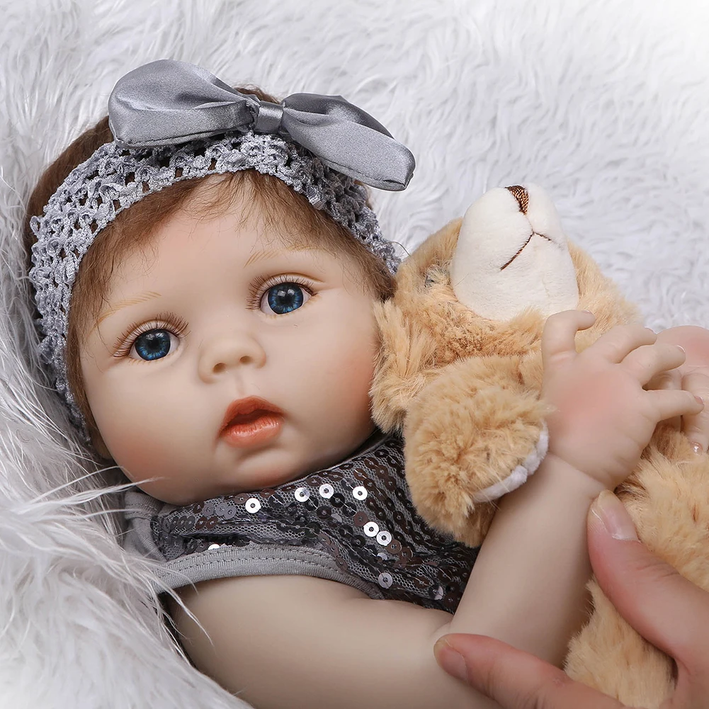 56 см реалистичные имитация компании моющиеся платье Reborn Baby Doll для детей рождественские подарки