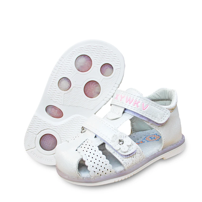 Дизайн, 1 пара, детские сандалии из искусственной кожи с закрытым носком для девочек ортопедическая обувь внутренний 11,8-15 см детские мягкие сандалии с супинатором