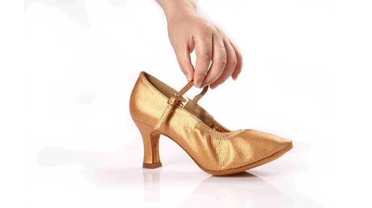 20161103_160136_078Dance shoes Women shoe Latin shoes Soft Bottom Genuine Leather Sports shoes BD 125 Modern Jazz Soft wear-resistant