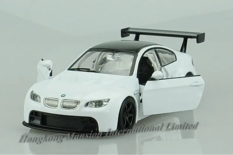132 TheBMW M3 GTR STREET VERSION (1)