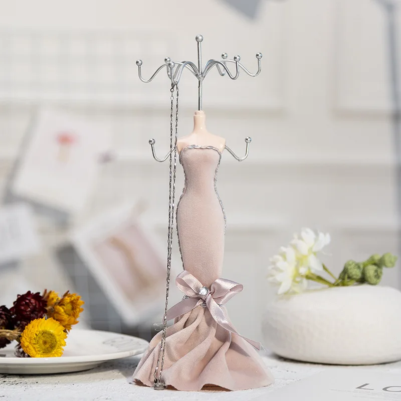  Fashion Jewelry Storage Rack Display Stand Princess Dress Model Earrings Necklace Display Stand Cre