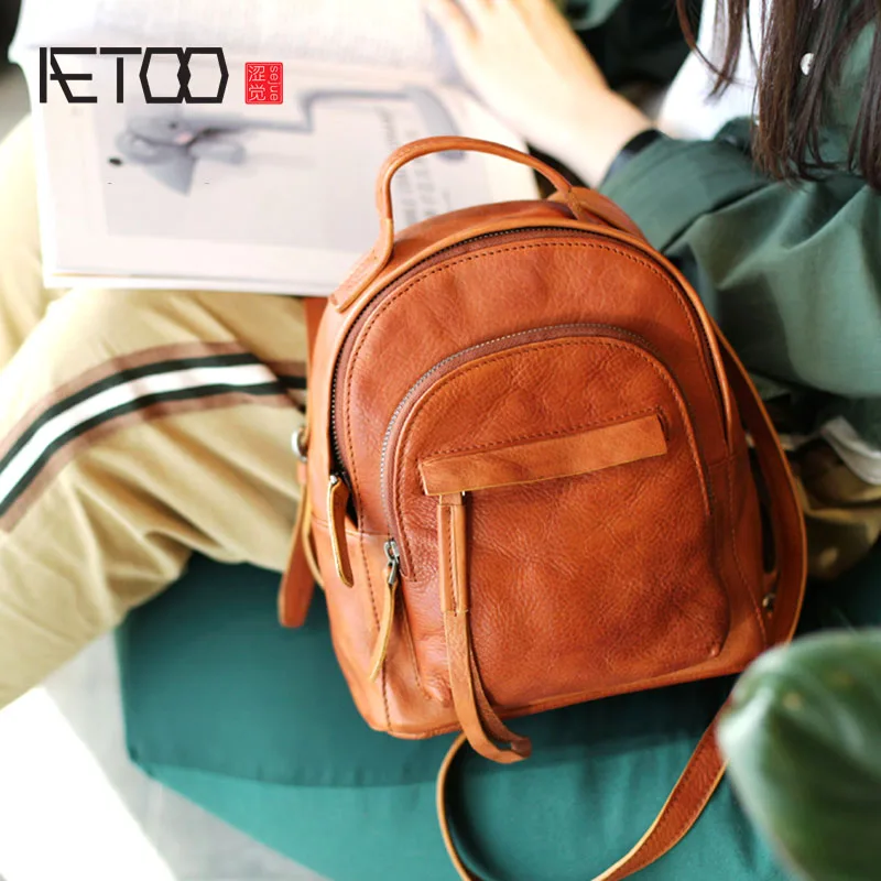 

AETOO Retro Backpack Small Fresh Women's Bag New Wild Leisure College Wind Soft Leather Small Backpack