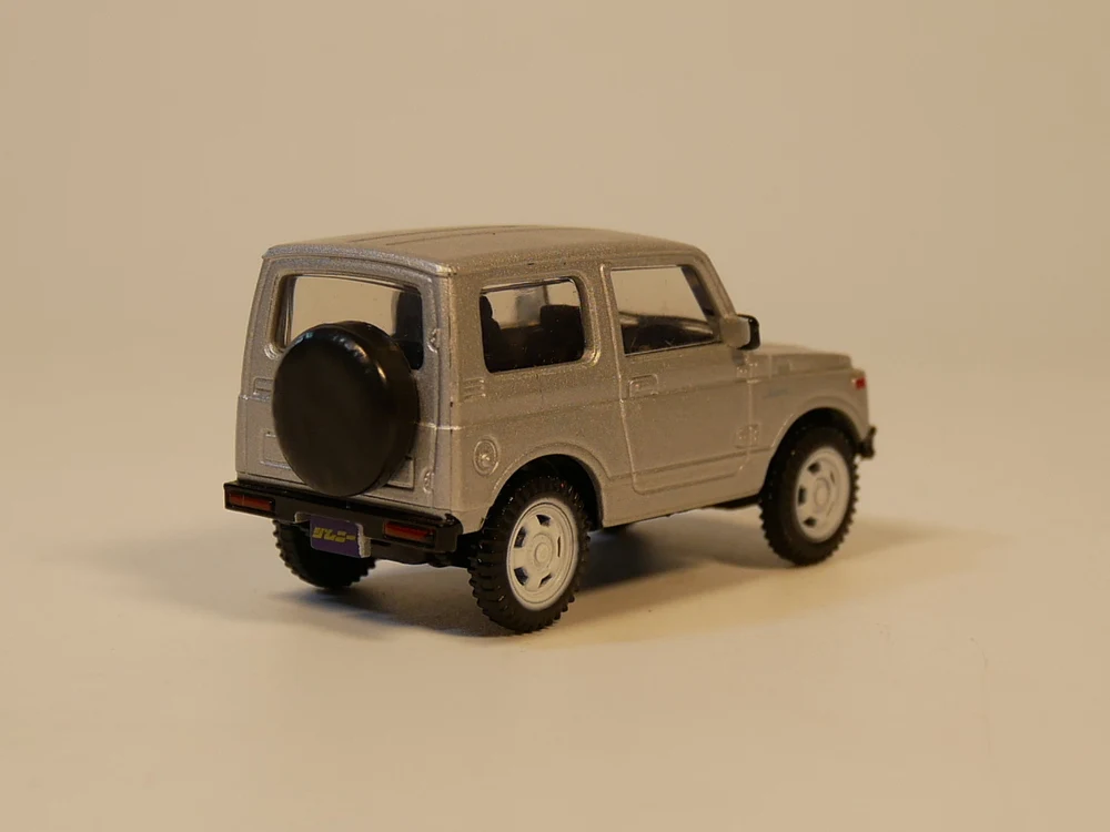 AOSHIMA 1: 64 SUZUKI Jimny SJ30 модель автомобиля(пластиковый материал