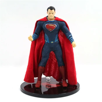 

MEZCO Batman v Superman Dawn of Justice Superman 1/12 Scale PVC Action Figure Collectible Model Toy (real clothes) 17cm