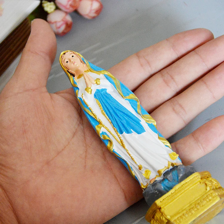 Статуэтка богини католическая окрашенная из смолы около 14 см|statue catholic|statues