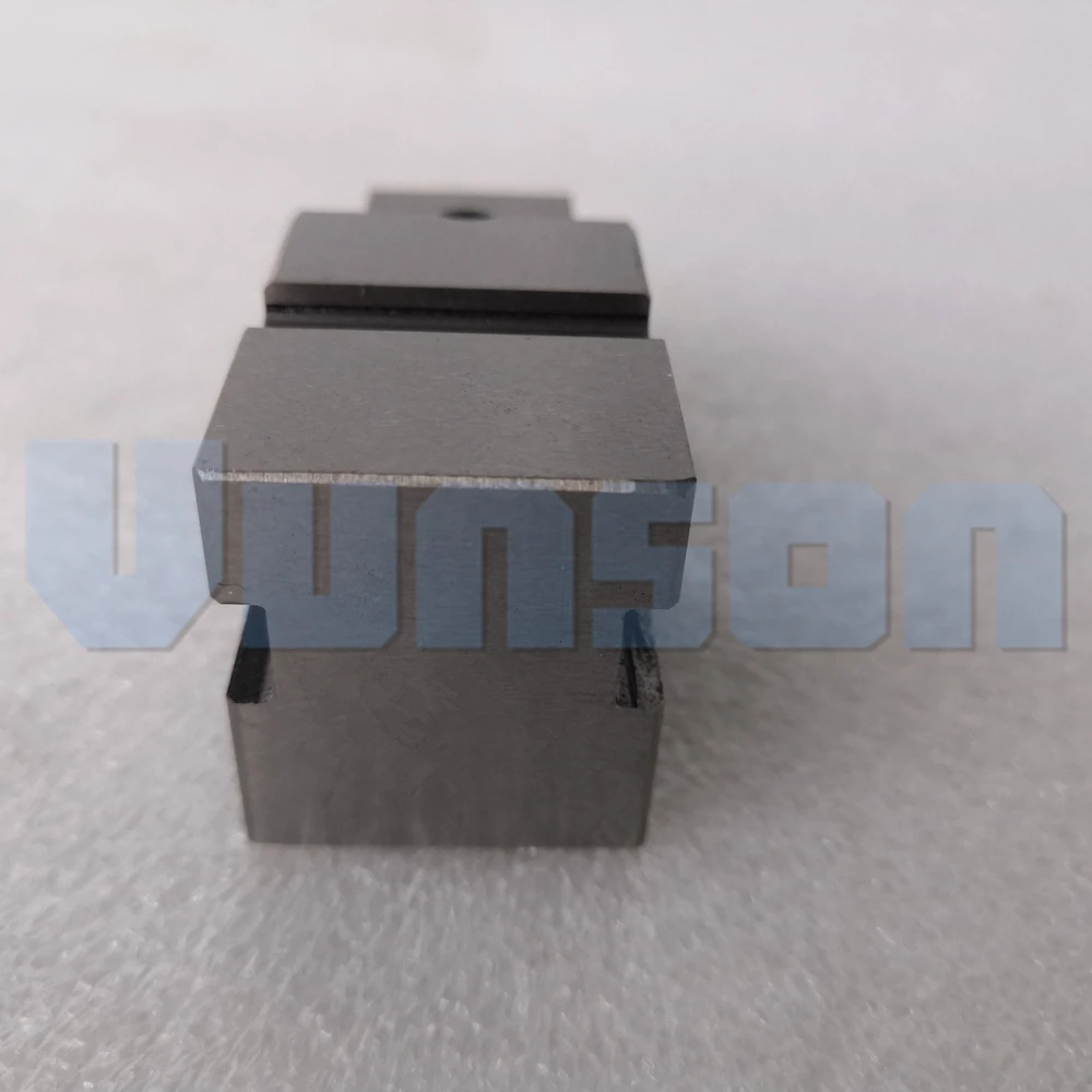 QKG25 004 ali