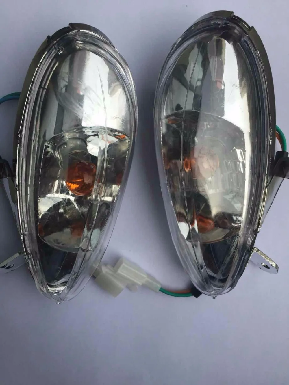 

(2 pieces/ pair)Front Turn Signal Light for GY6 150CC scooters