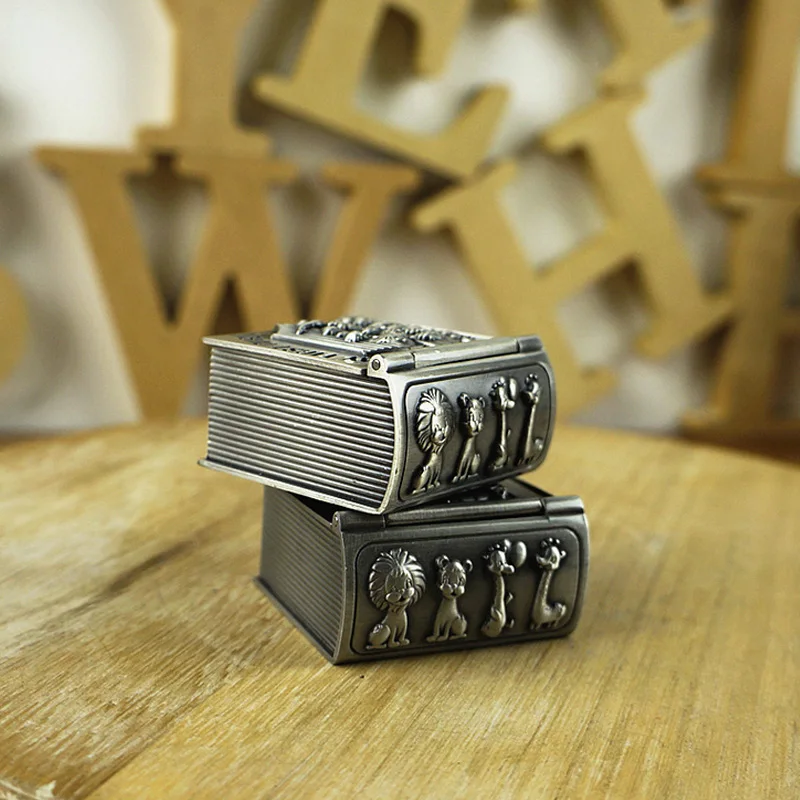 

Metal Storage Box Gifts Creative kids Child Umbilical Cord Lanugo ChildrenTooth Hair Box Organizer for baby Save Milk Teeth Hair