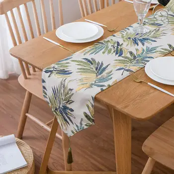 

Leaves Pattern Jacquard Table Runner for Dining-table Decoration
