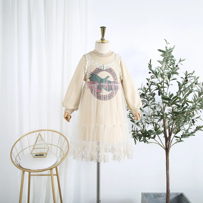 

2019 Autumn new girls dress Western style girls lace stitching fake two dress guard