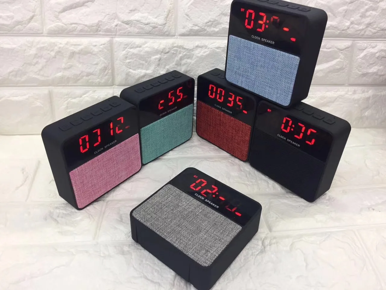 Тканевый мини динамик T1 будильник функция вызова Bluetooth Колонка 32 Гб (tf карта fm