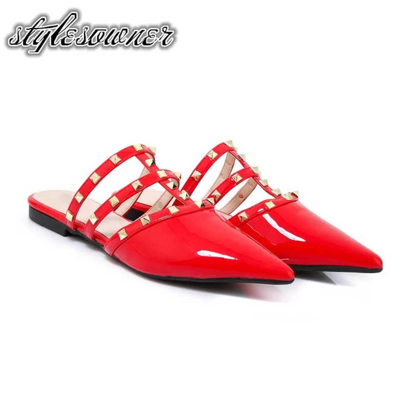 

Stylesowner Star Style Summer Hand-made Female Sandals Patent Leather Flat Fashion Shine Sandals Pointed Toe with Rivet Shoes