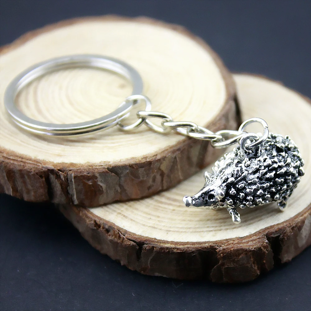 

3Pcs New Fashion Keychain 25*16*13mm 3D Hedgehog Pendants DIY Jewelry Metal Car Key Chain Ring Holder Souvenir Party Gift B11746
