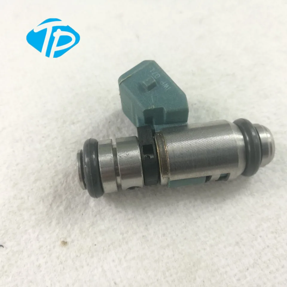 4 pieces FUEL INJECTOR For  VANEO W168 A-CLASS IWP071 75112071 A0000786249