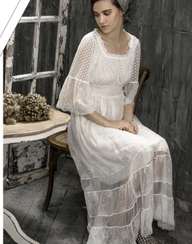 

Free Shipping 2016 New Spring High Quality Women's Long Nightgowns Beige Pijamas Lace Embroidery Sleepwear Vintage Nightgown