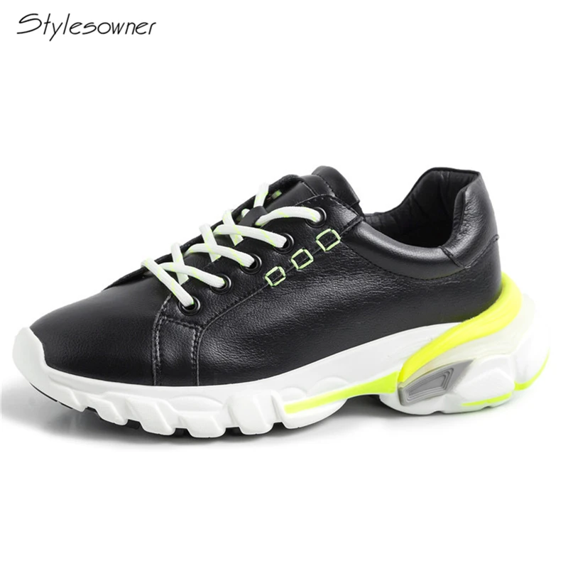 flat shoes trend 2019