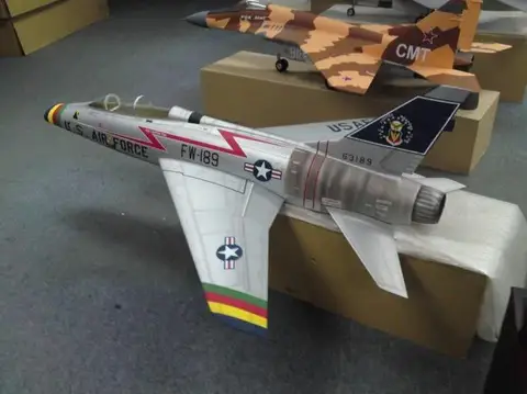 RC aircraftairplane turbine jet F100 glass fiber airframe for 14KG turbine engine RC aircraftairplane turbine jet F100 glass fiber airframe for 14KG turbine engine