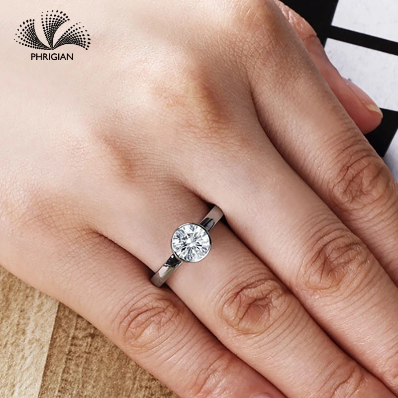

Sona NOT FAKE Fine Engraving Ring S925 Sterling silverDiamond Solitaire ring Marry me ring 925 bezel setting round cut