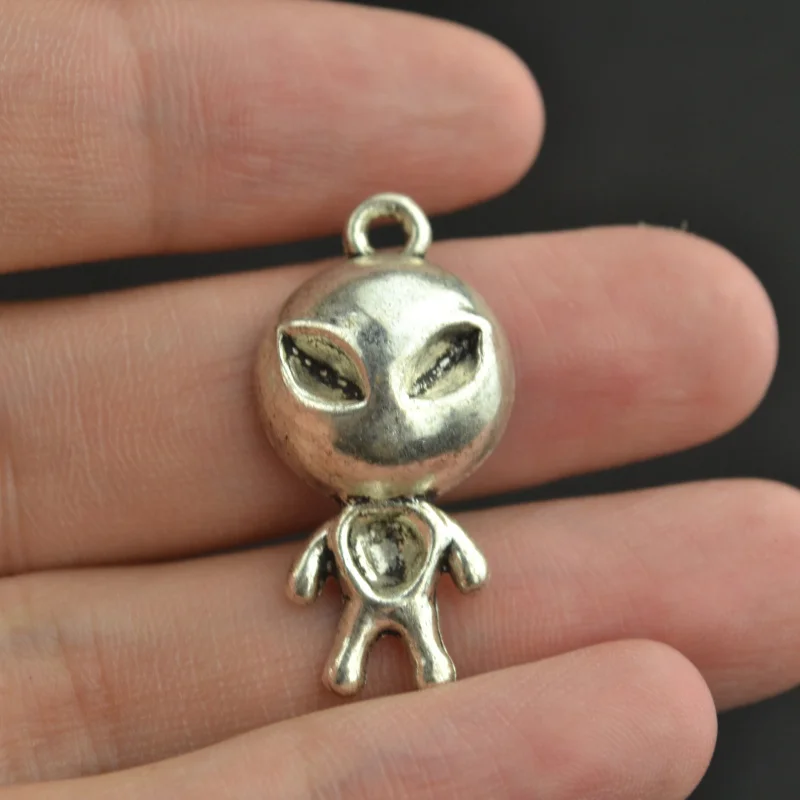 

Free Shippin 8 pcs 31*16 mm antique silver Alloy Alien charms Pendant Jewelry Findings 3327A