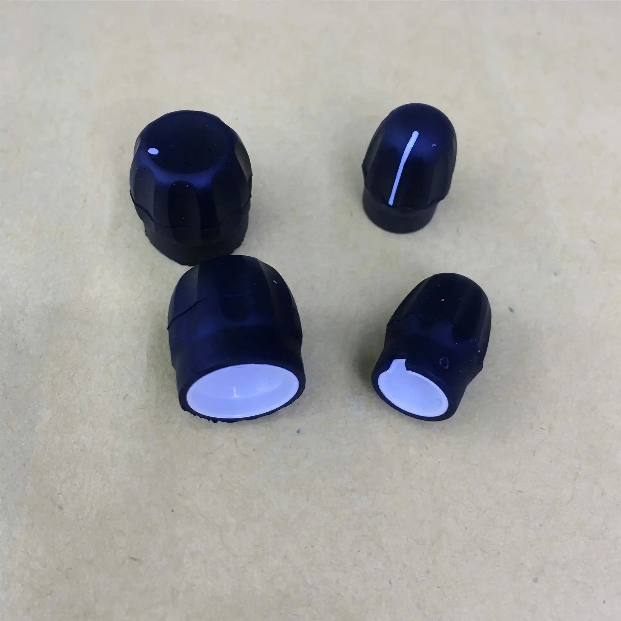 100pair/lot the volume channle konb for motorola DEP450 EP450 GP340 GP580 PRO5150 GP338 PTX760 CP140 DP1400 etc walkie talkie