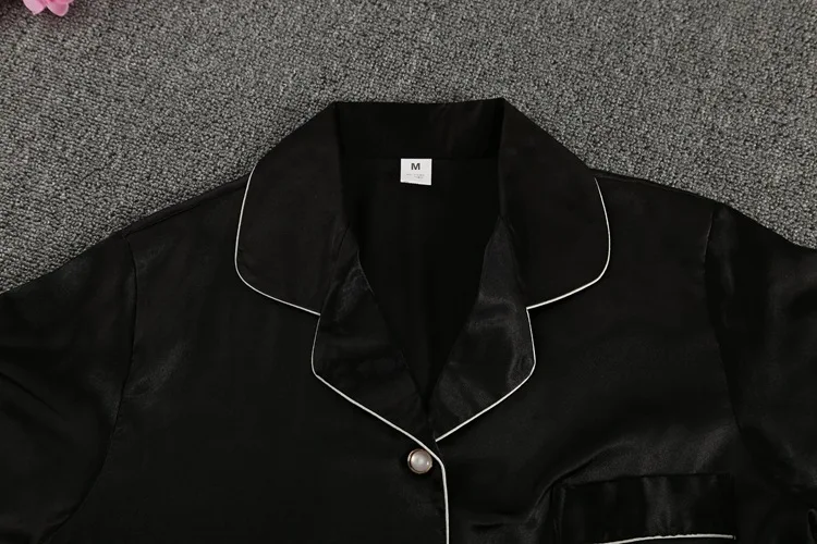 3813871469_1872655726