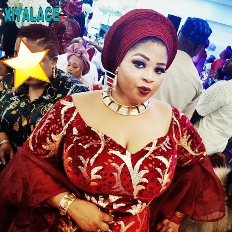 

African Lace Fabric 2019 High Quality Lace Embroidery African Velvet Lace Fabric Sequins Fabric For Nigerian Wedding 2572b