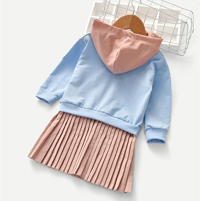 SHEIN Kiddie 2 в 1 Толстовка Повседневная цельнокроеная плиссированная Толстовка для маленьких девочек платье весенние Короткие Детские платья с длинными рукавами