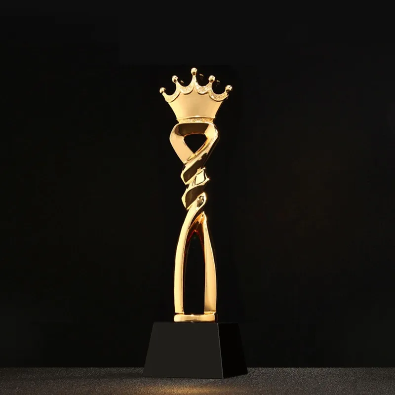 

Triumph Trofeos Crown Crystal Trophy Microphone Crystal Trophies Champions Award Cup Trophy Souvenir R1682