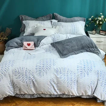 

2018 new French embossed velvet Luxury Bedding Set Soft Bedclothes Duvet/Quilt Cover Bed Linen sheet set 4 Pieces Bedding Sets