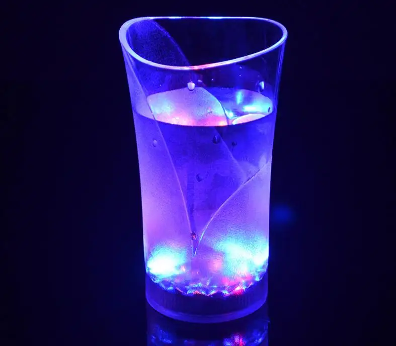 370ml Lighting up with water cups LED mugs wineglass Water induction led flash cup vase Acrylic wine for party 120pcs | Дом и сад