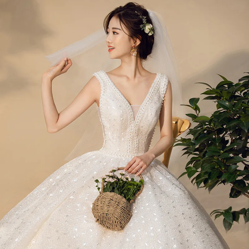 

New Luxury Romantic V-neck Elegant Princess Wedding Dress 2019 Celebrity Ball Gown vestido De Noiva