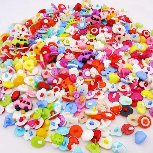 

80 pcs mix Assort Plastic Buttons Scrapbooking Sewing Craft Appliques PH99