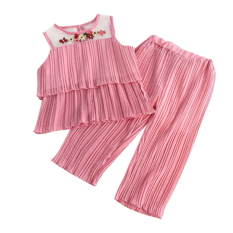 Children's clothing girls chiffon wrinkle girls wide leg pants wild casual mesh vest two-piece suit Children's clothing girls chiffon wrinkle girls wide leg pants wild casual mesh vest two-piece suit